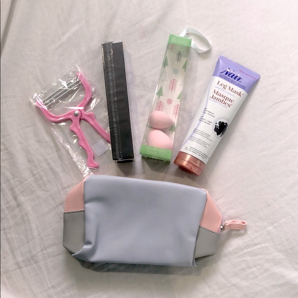 NEW Makeup bag, sponges, brush, hair remover bundl